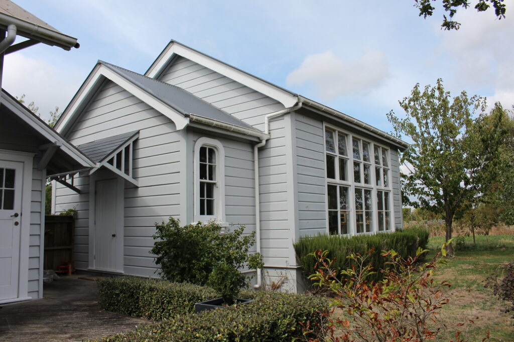 Sawtooth Architecture Solway Crescent