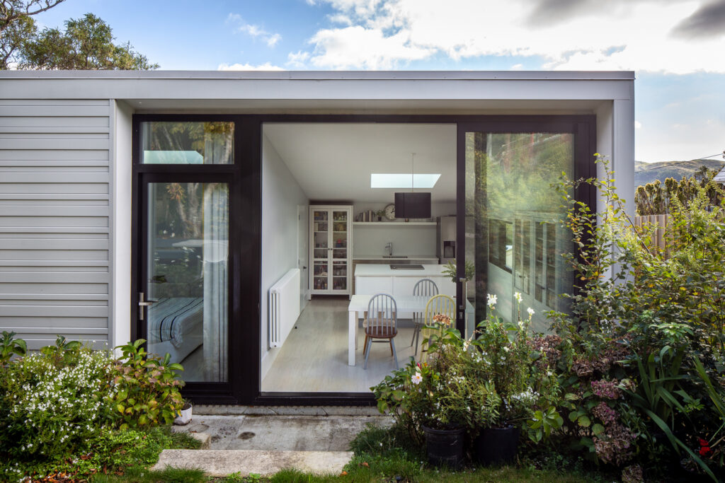 Sawtooth Architecture House Extension